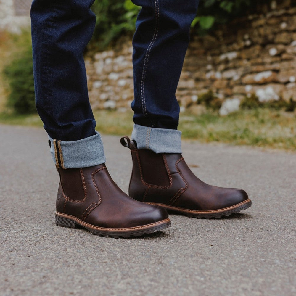 Leafield Boots Brown
